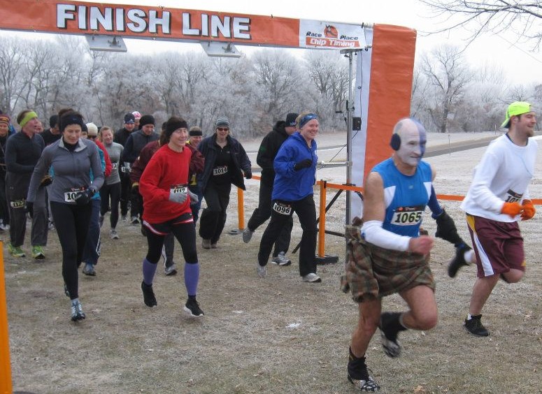 Snowshoe Shuffle McDonell a shart Braveheart McDonell sets a torrid pace, leads the entire 10 km distance