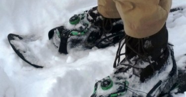 close up of Tubbs Flex RDG snowshoes in the snow