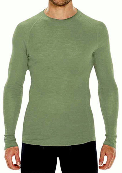 The Oil Green Vital Long Sleeve is in the men's selection only.