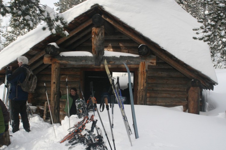 shelter located on the AC/DC trail at Edison Sno-park in central Oregon