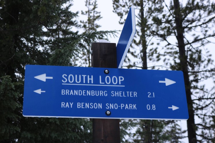 south loop sign at Ray Benson Sno-Park in central Oregon