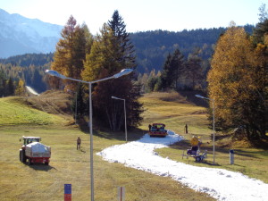 The buried snow being laid during the autumn. Photo credit: Olympiaregion Seefeld.