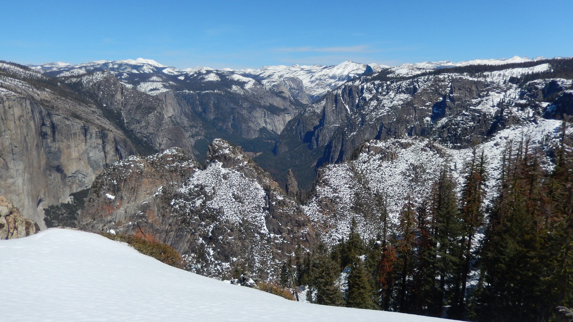 Yosemite Valley from Dewey Point, CA