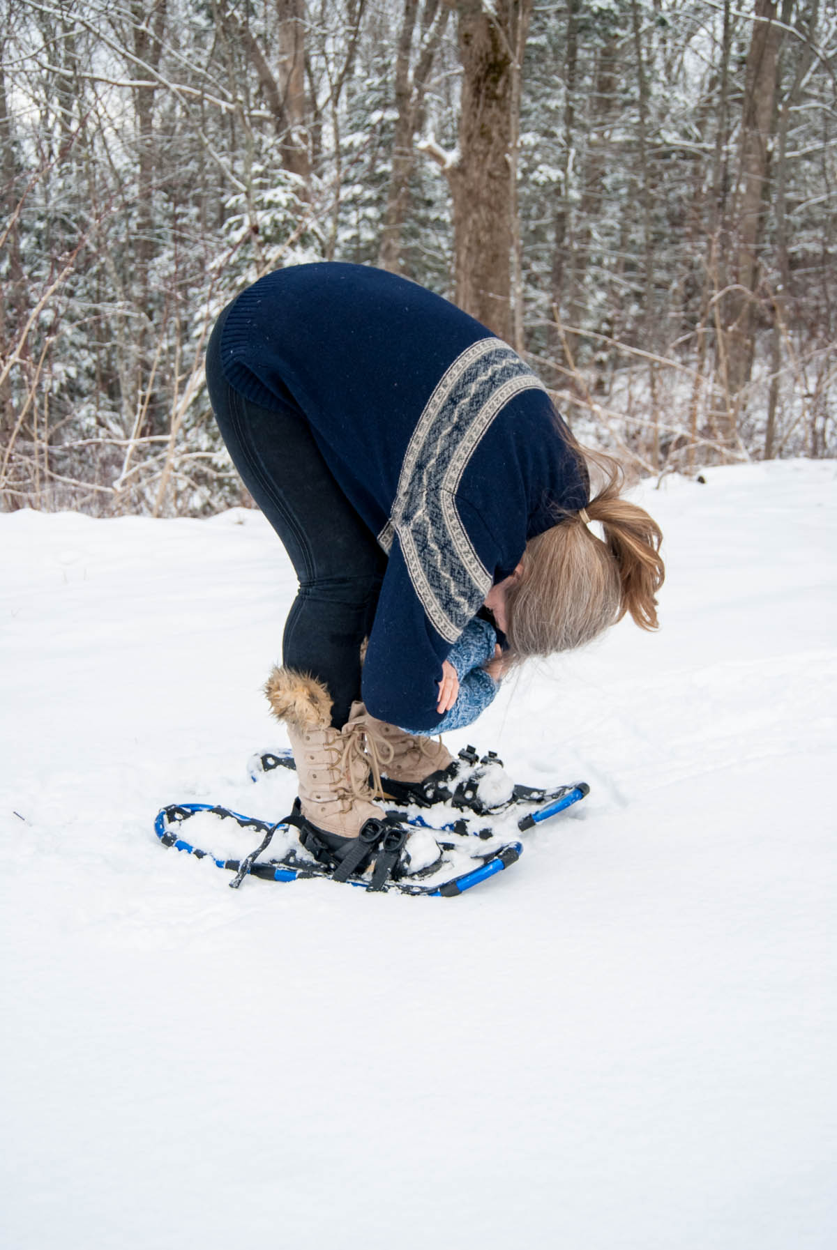 Forward fold in the snow