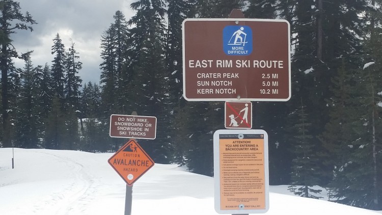 trail sign at East Rim Drive in Crater Lake National Park