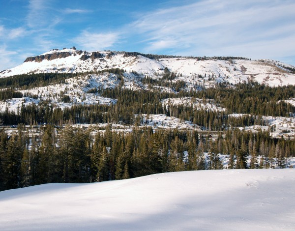 snowshoe lake tahoe