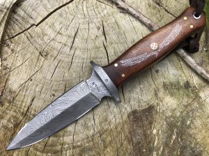 hunting knife