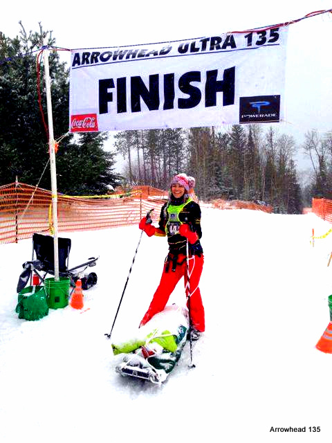 Minnesota's Kari Anne Gibbons brightens the finish with her friend: the green pulk