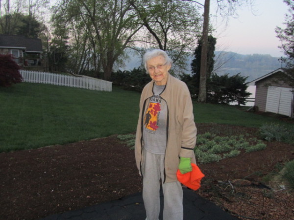 With her oldest son’s help (they are neighbors; that is his house peeking out in the photo), Pauline raises an organic garden with no insecticides (for over 20 years), and only organic fertilizers, not chemical. They also use a mushroom compost.