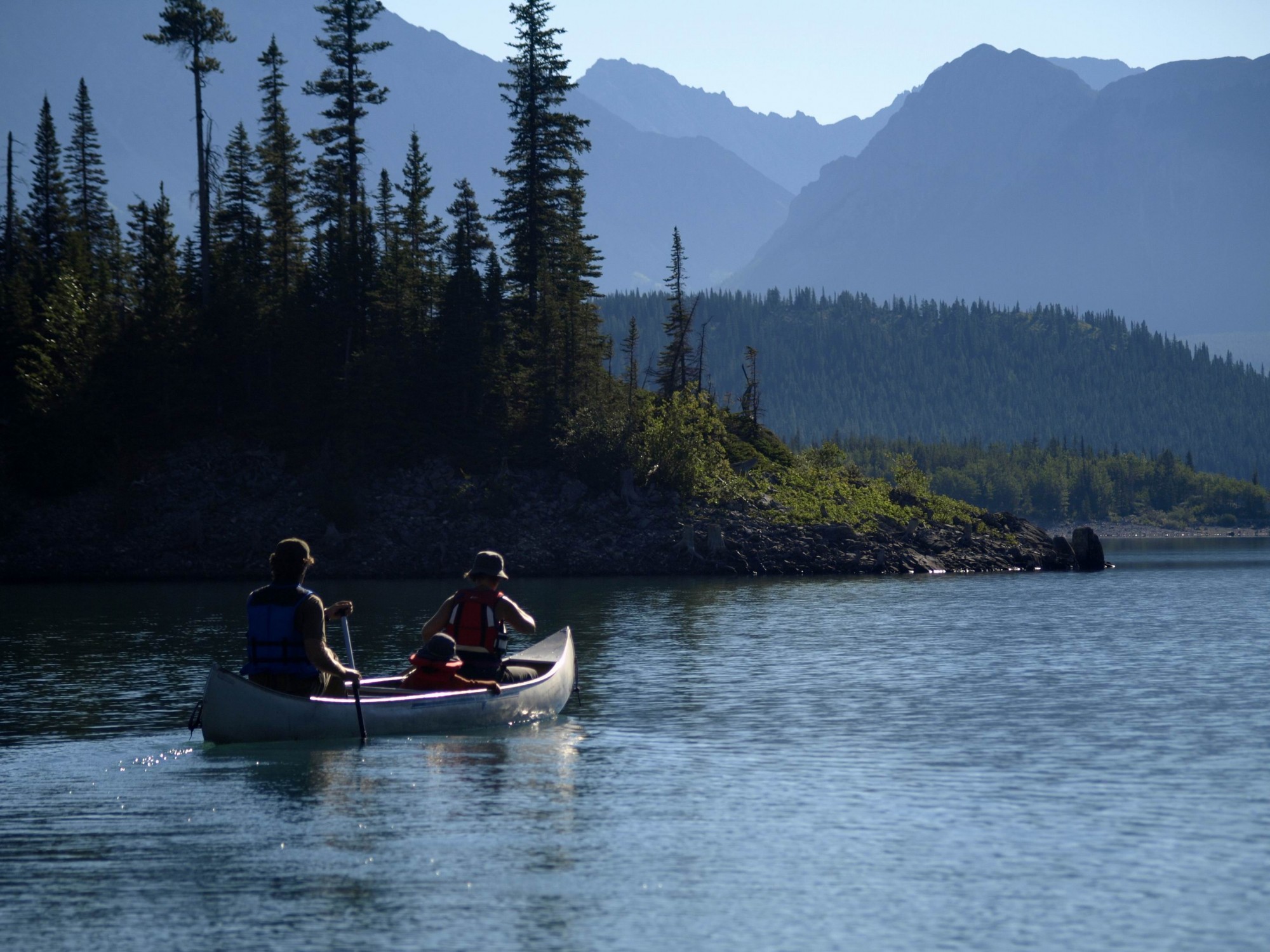 family kayaking in Peter Lougheed Provincial Park