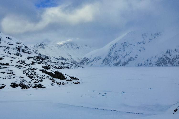 dying glacier: snow covered Portage Lake