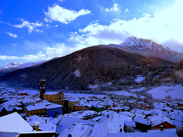 Such a beautiful setting and big climbs, too: Vezza d'Oglio