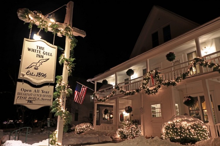 welcome sign at White Gull Inn in Door County