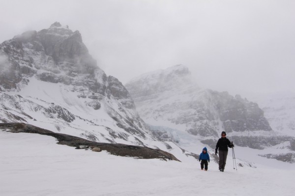 Winter Hiking on the Icefields Parkway