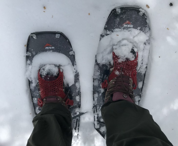 close up of feet in Lightning Ascents with Paragon bindings