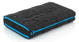 incipio-braven-bank-6000-mah-black-cyan-top-3-copy