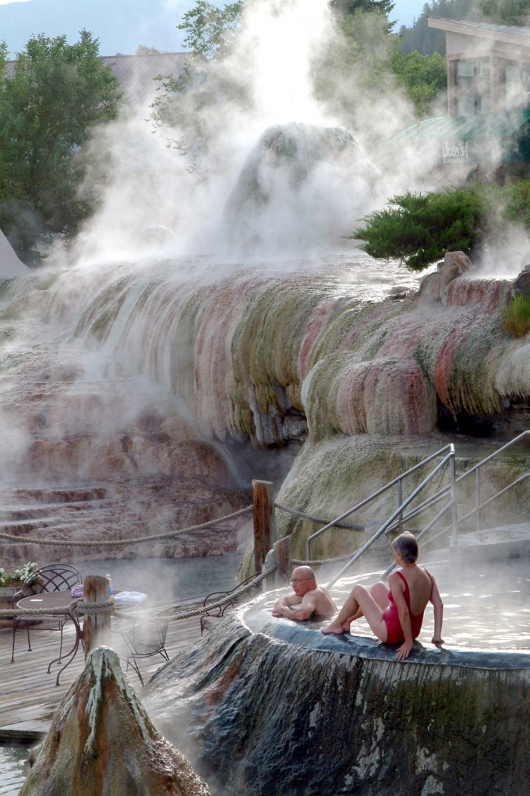 Pagosa Springs Resort: two people relaxing at hot springs