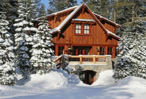 The Lodge at Sugar Bowl is a slopeside Alpine resort with Old World charm. 