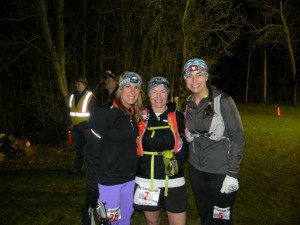 Three popular runners take a moment before the 3:00 AM start